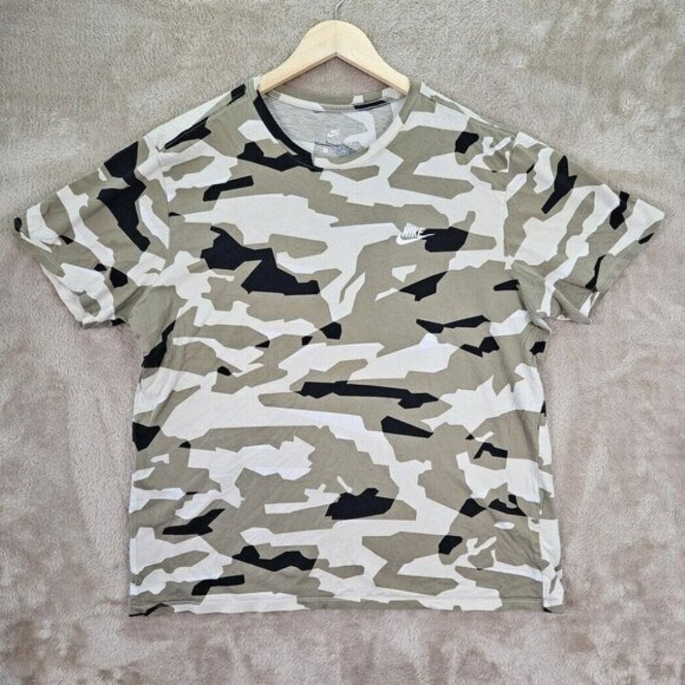 Nike Camouflage T-Shirt Embroidered Swoosh Logo Mens Sz XL Nike Tee Short Sleeve